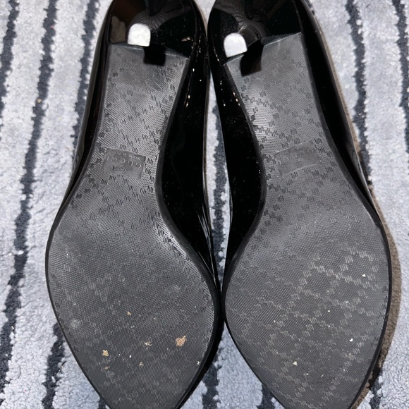 Auth - Gucci heels - Picture 3 of 4